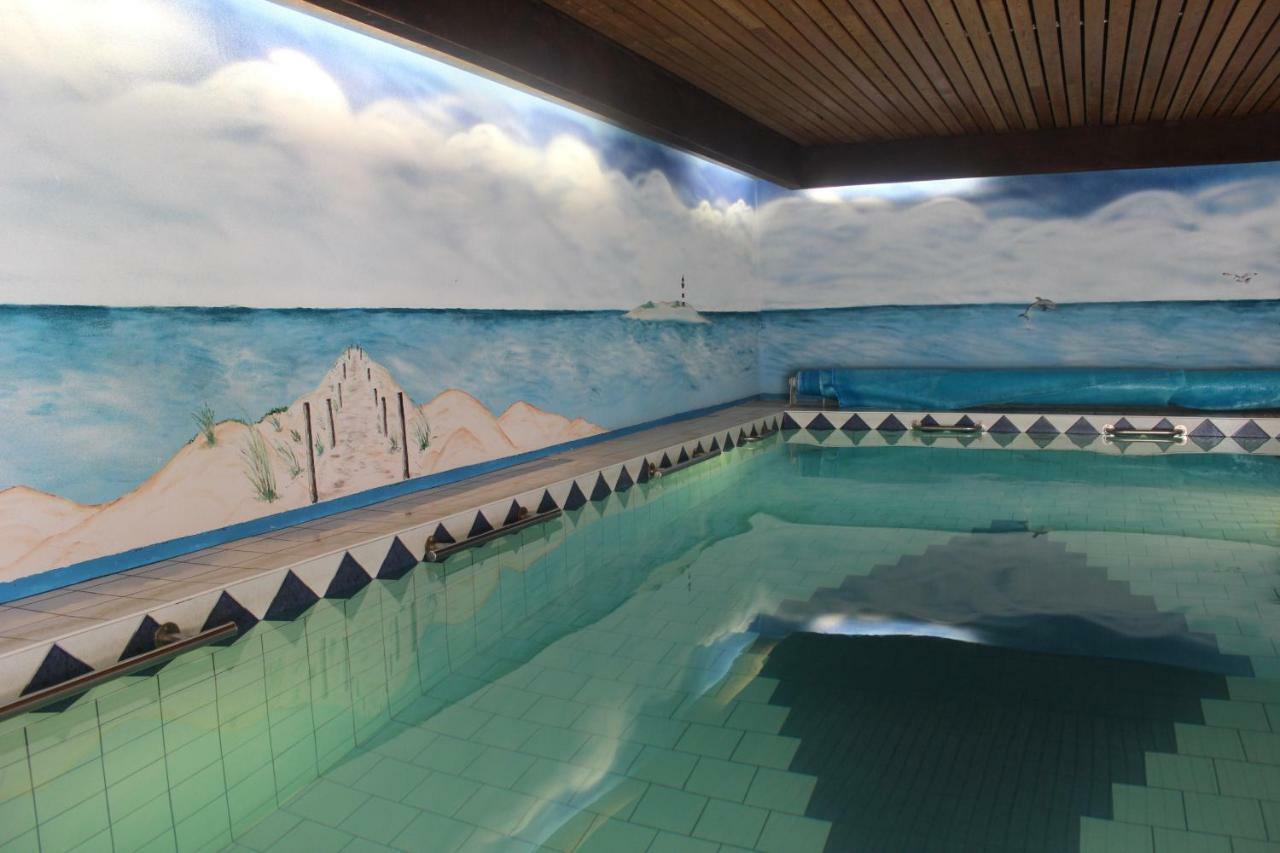 Haus Abbi, Ferienwohnung Mit Schwimmbad Hage Εξωτερικό φωτογραφία
