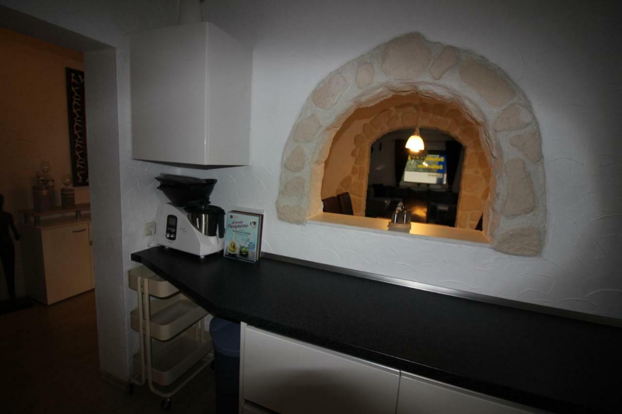 Haus Abbi, Ferienwohnung Mit Schwimmbad Hage Εξωτερικό φωτογραφία